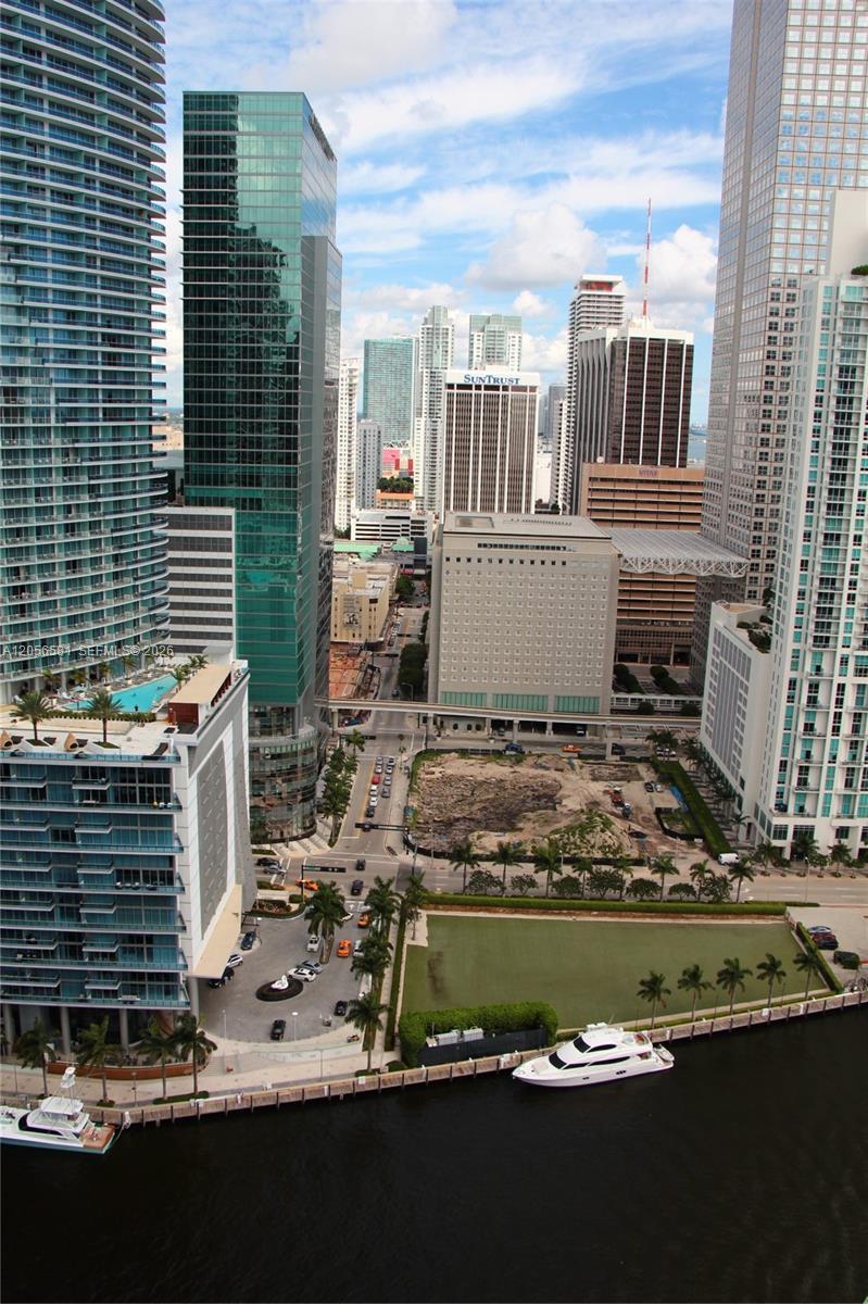 465 BRICKELL AV # 3006, Miami FL 33131