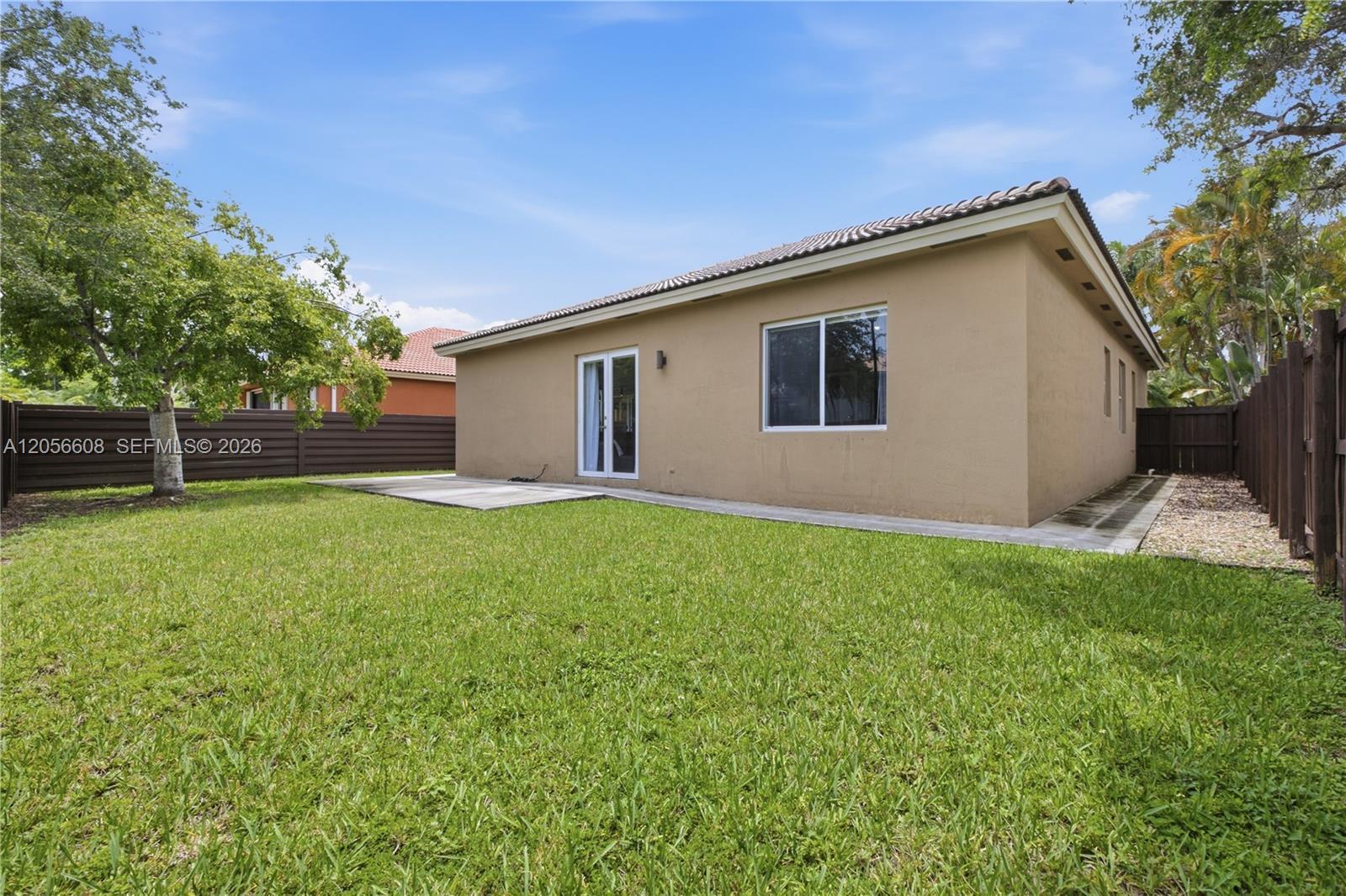 2233 SE 14th Cir, Homestead FL 33035 photo 4