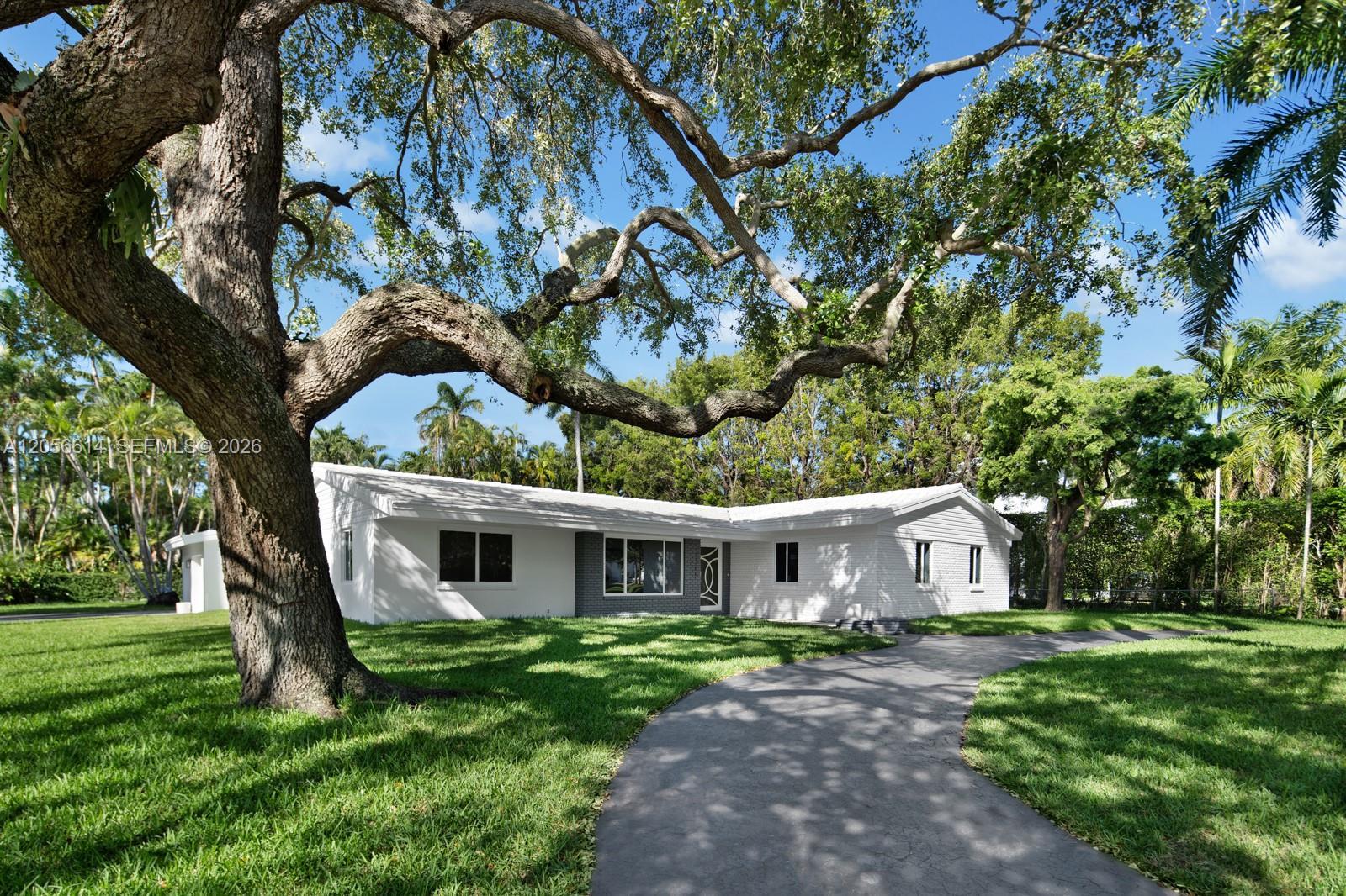 2500 Sunset Dr, Miami Beach FL 33140 photo 5