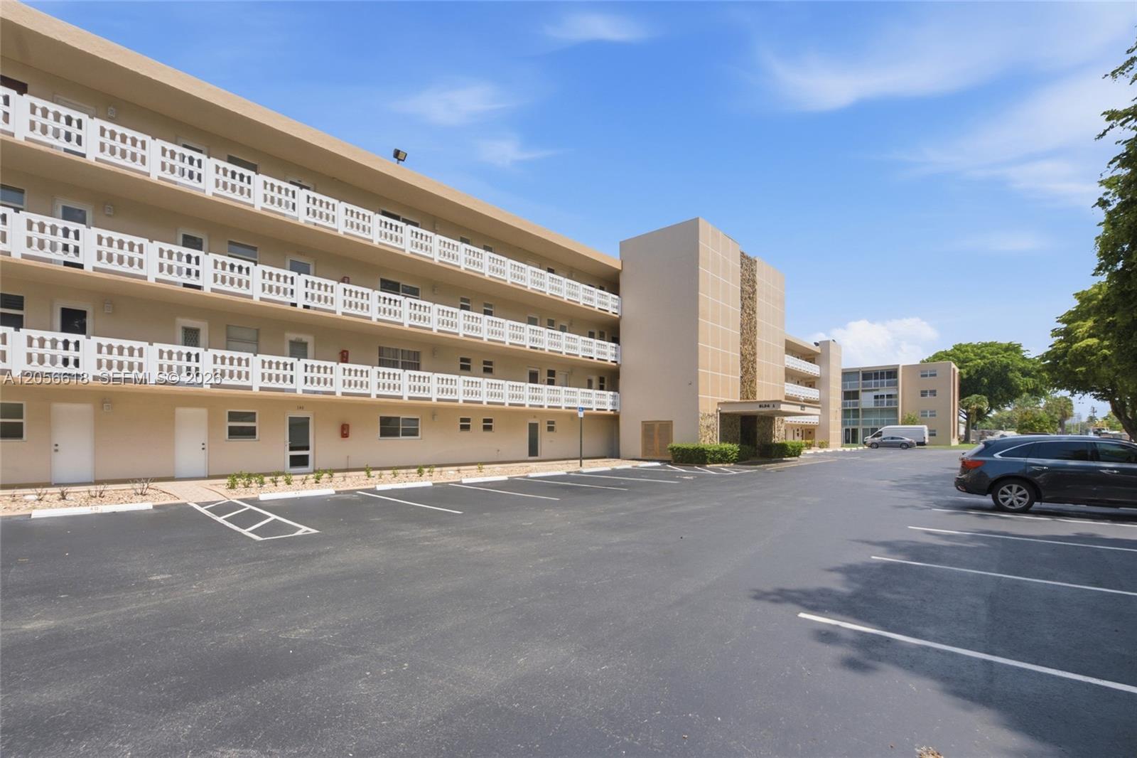 1025 SE 2nd Ave # 406, Dania Beach FL 33004