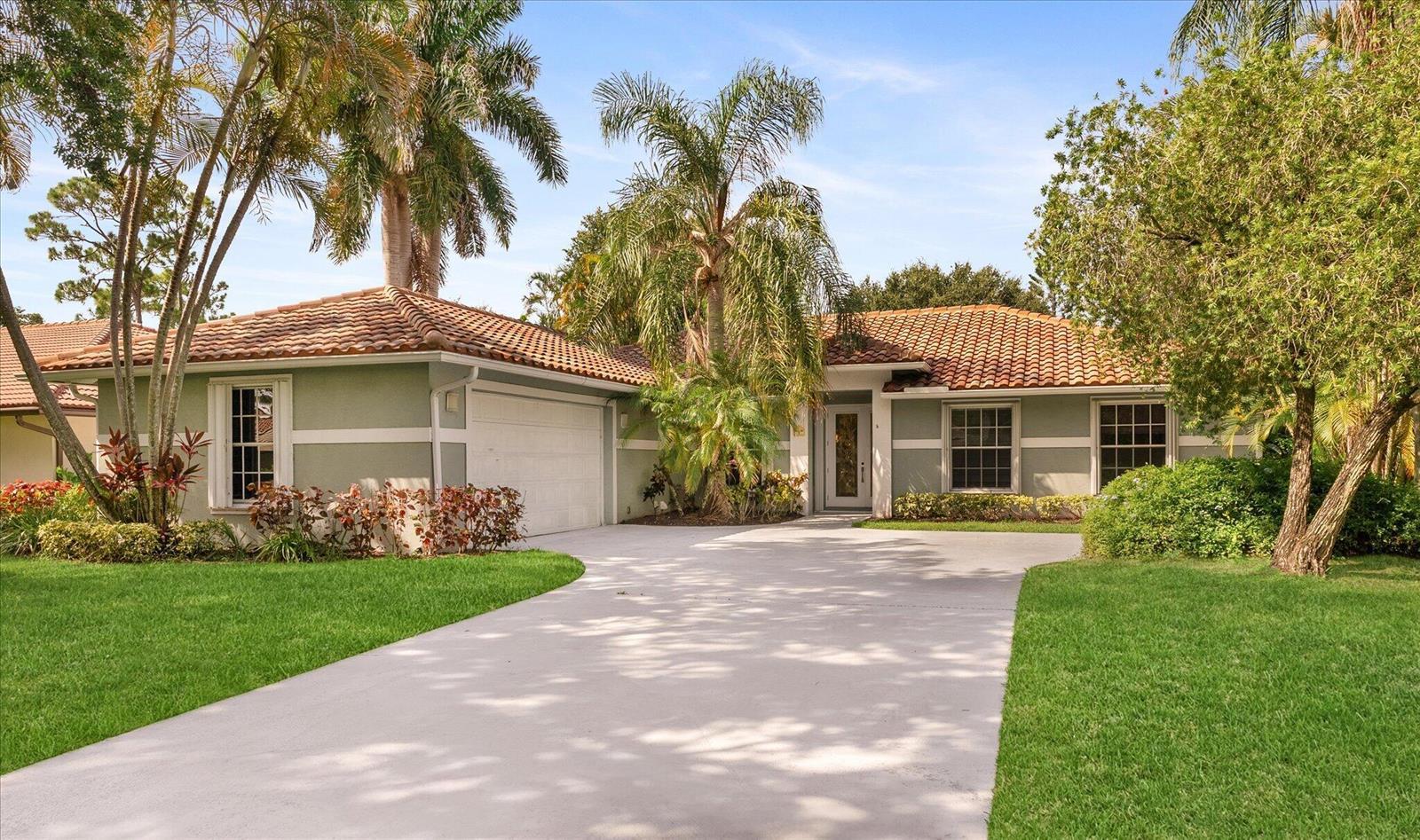 4 Glengary Road, Palm Beach Gardens FL 33418 photo 2