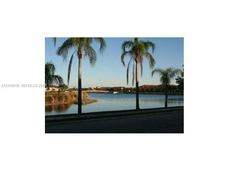 2494 Centergate Dr # 103, Miramar FL 33025 photo 2