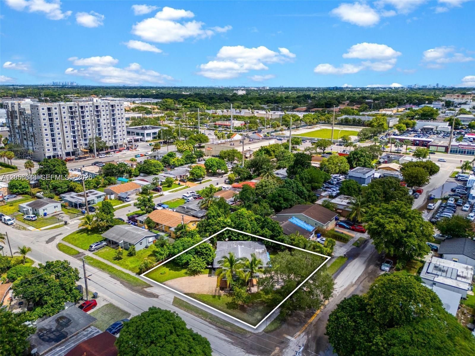 6045 Dawson St, Hollywood FL 33023 photo 3