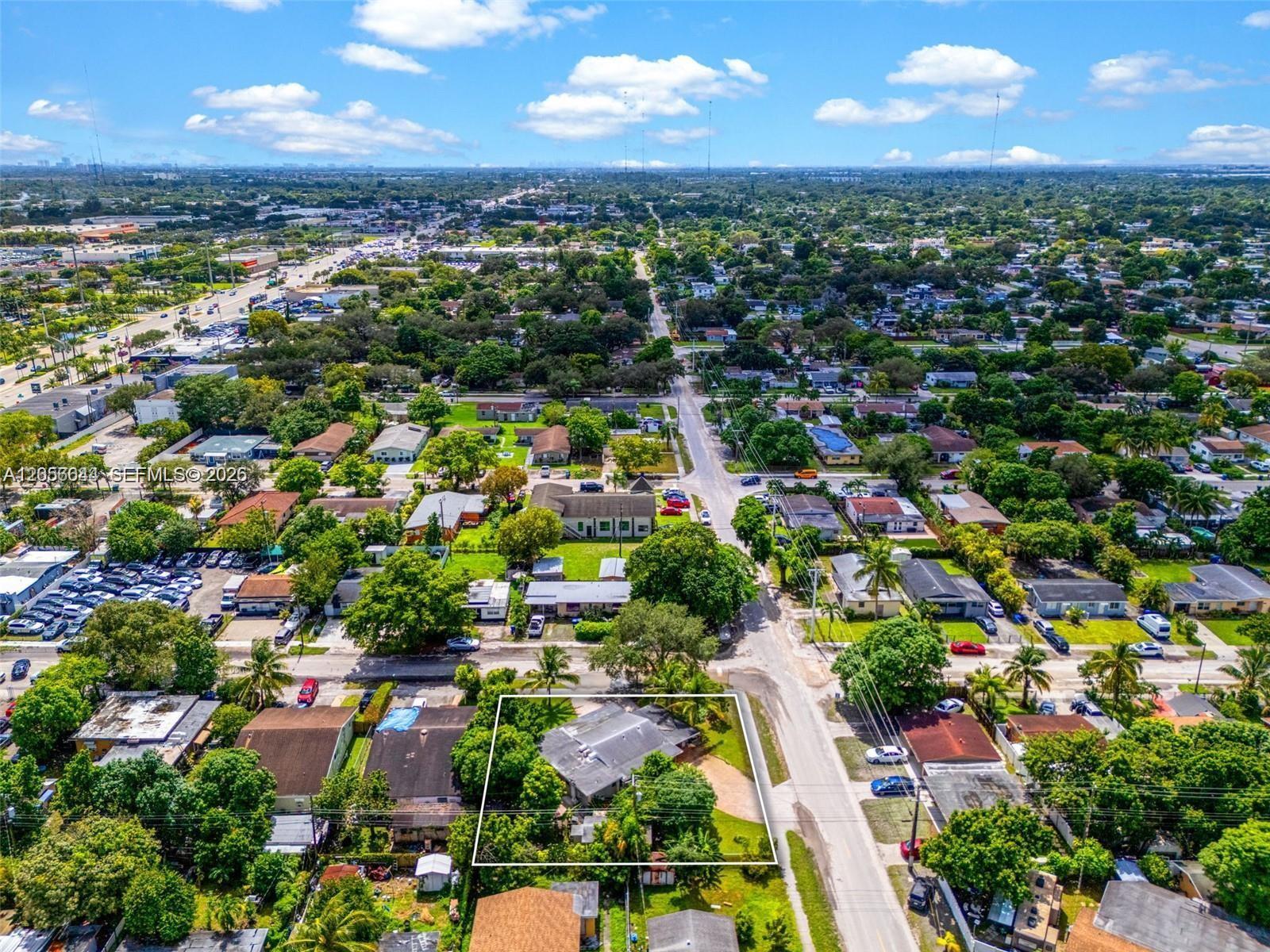 6045 Dawson St, Hollywood FL 33023 photo 4