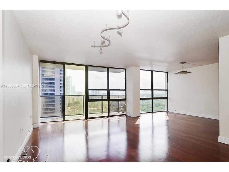 600 NE 36 ST # 1817, Miami FL 33137 photo 4