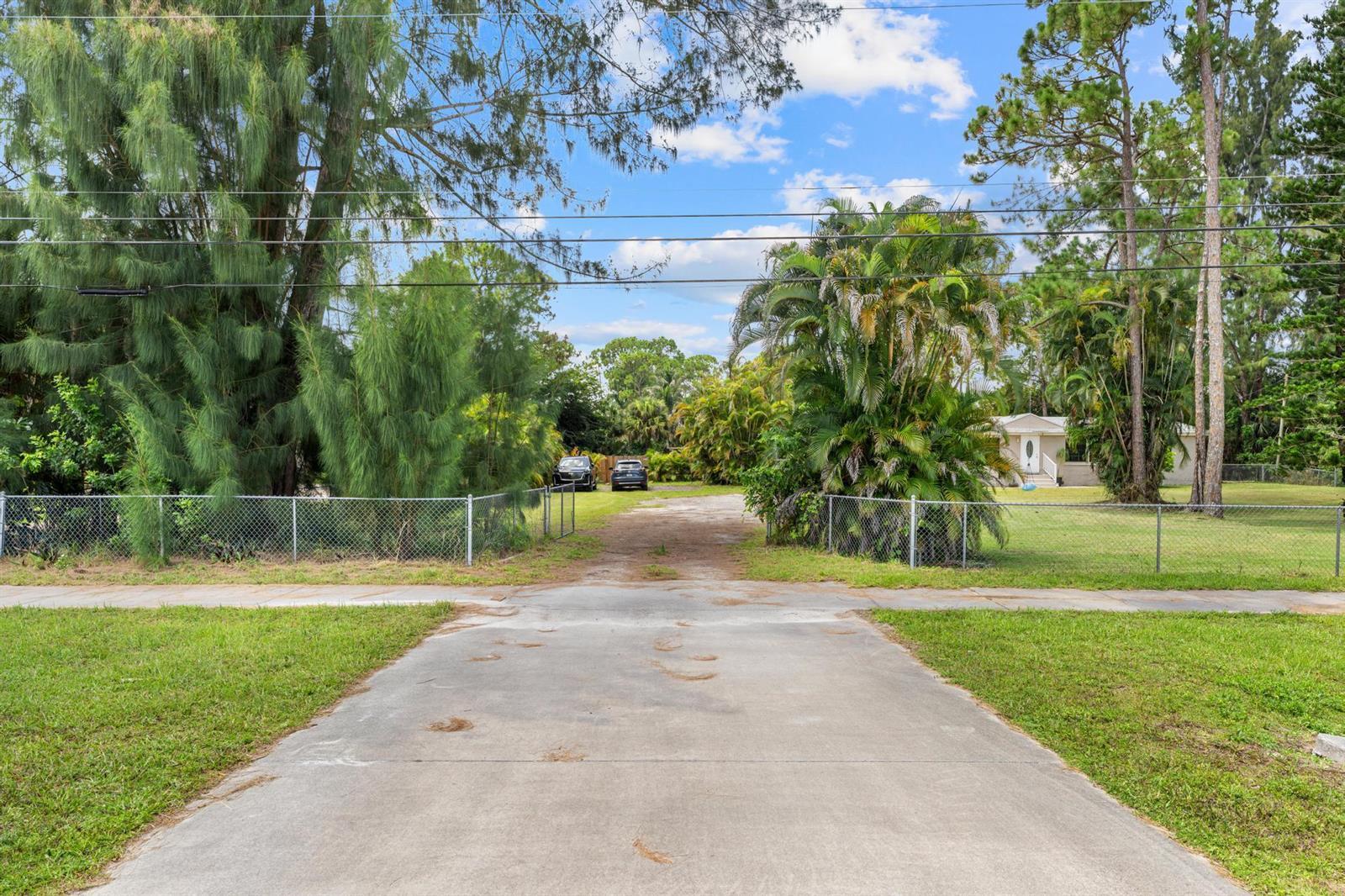 11682 60th Street N, West Palm Beach FL 33411 photo 2