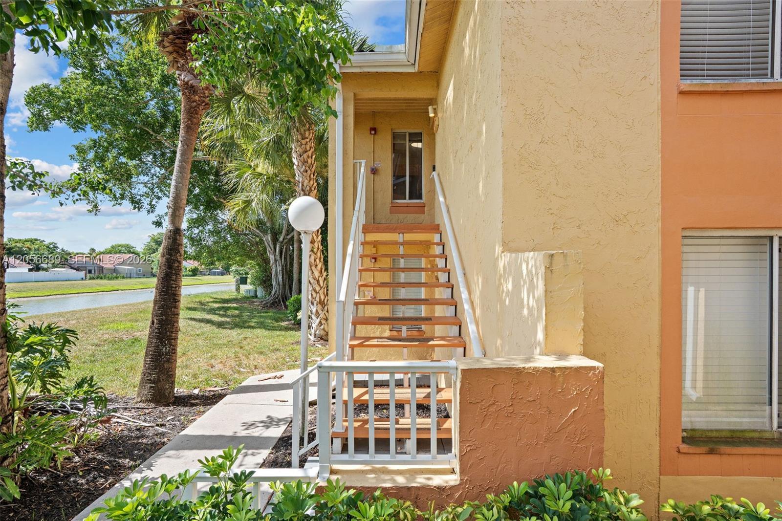 927 Coral Club Dr # 927, Coral Springs FL 33071 photo 3