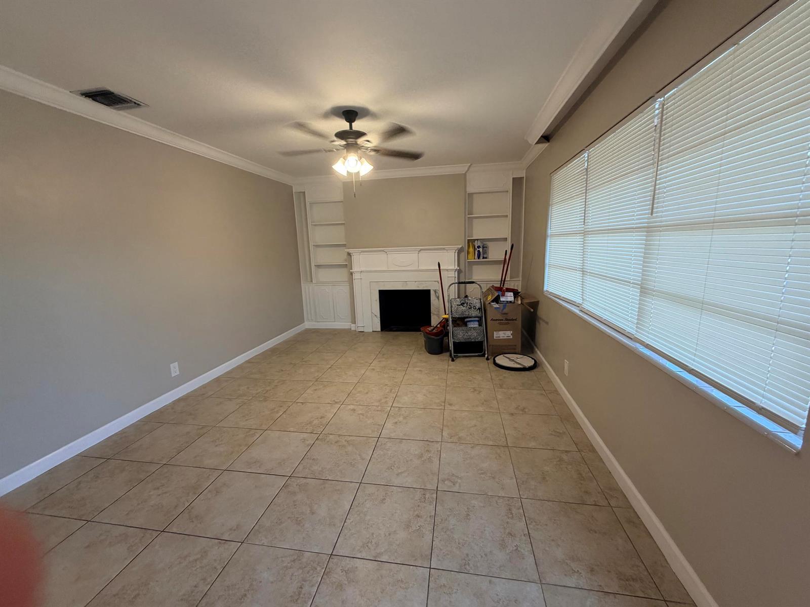 121 N 12TH Street, Lantana FL 33462 photo 2