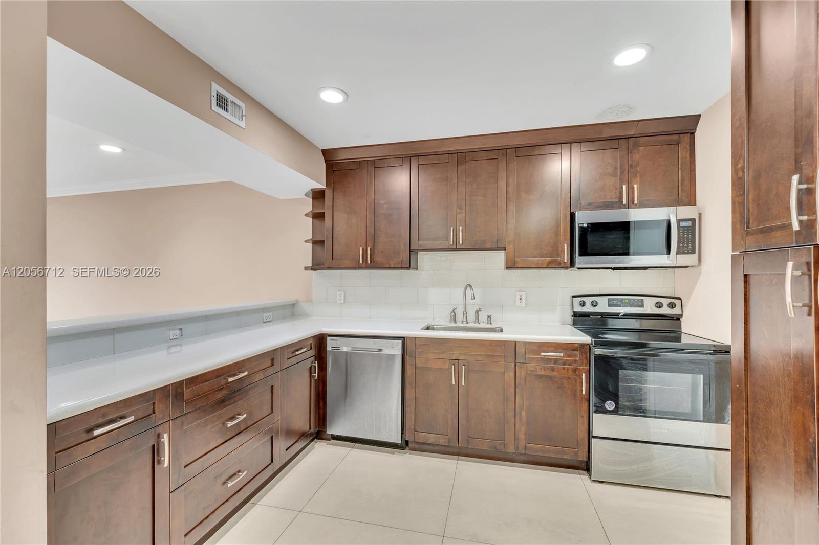 4848 NW 24th Ct # 118, Lauderdale Lakes FL 33313 photo 4