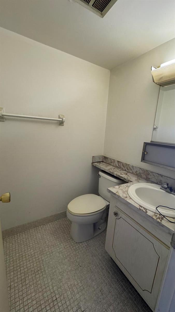 100 VILLAGE GREEN Circle E # 314, Palm Springs FL 33461 photo 5