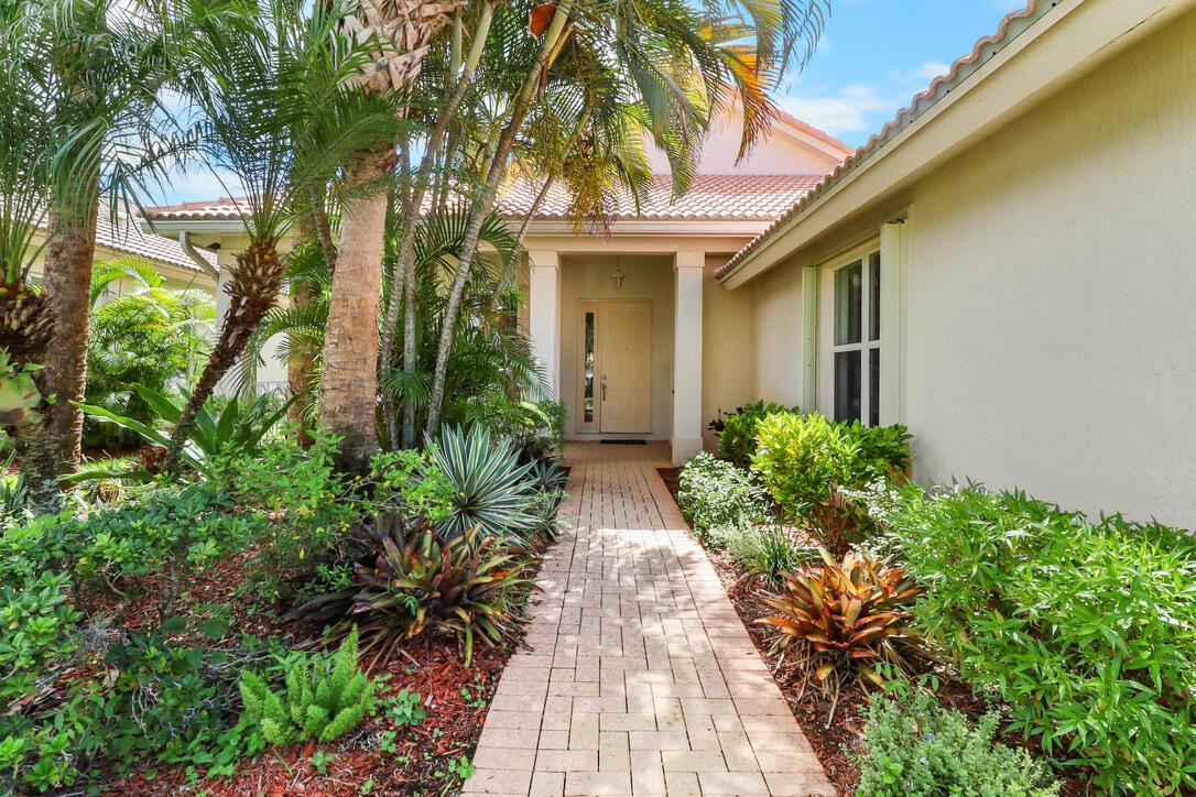 9110 Bay Harbour Circle, West Palm Beach FL 33411 photo 5