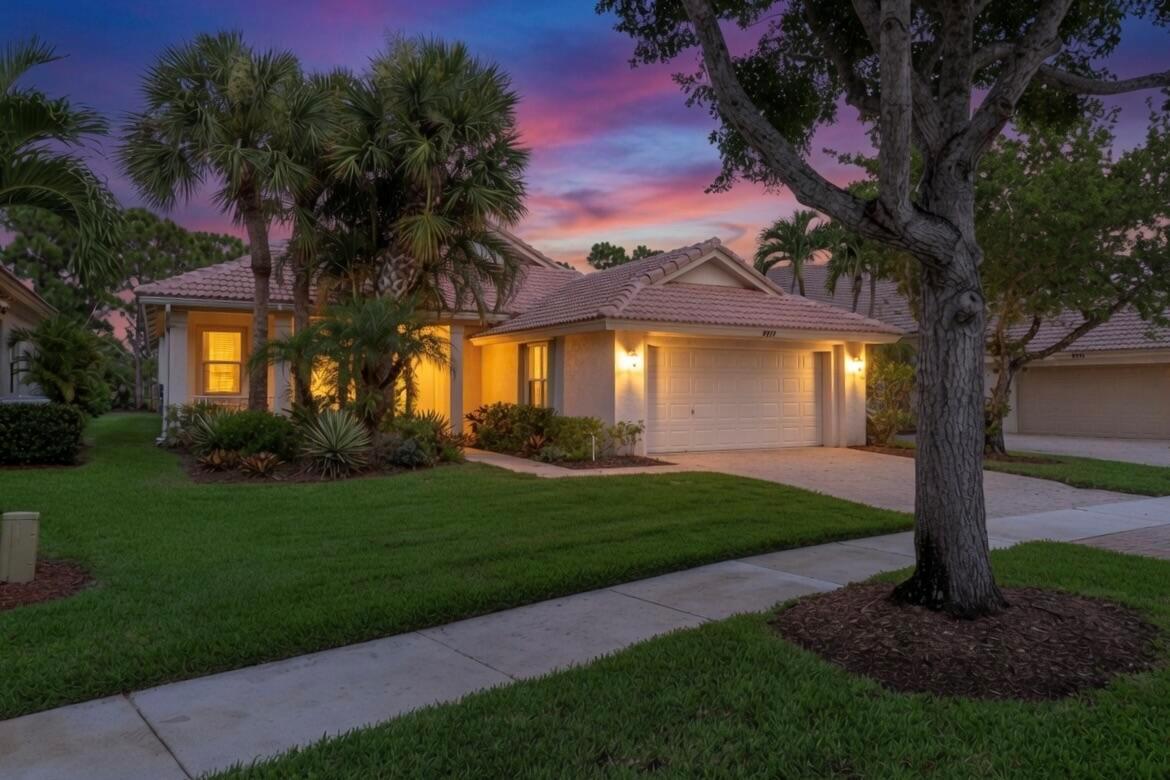 9110 Bay Harbour Circle, West Palm Beach FL 33411 photo 4