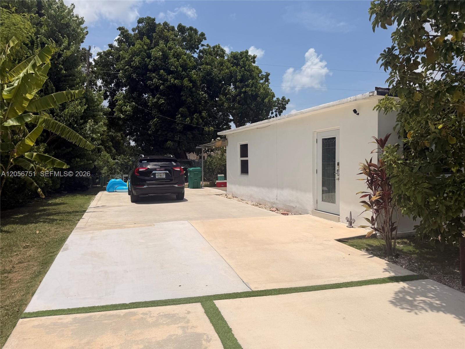 14985 Leisure Dr, Homestead FL 33033 photo 3