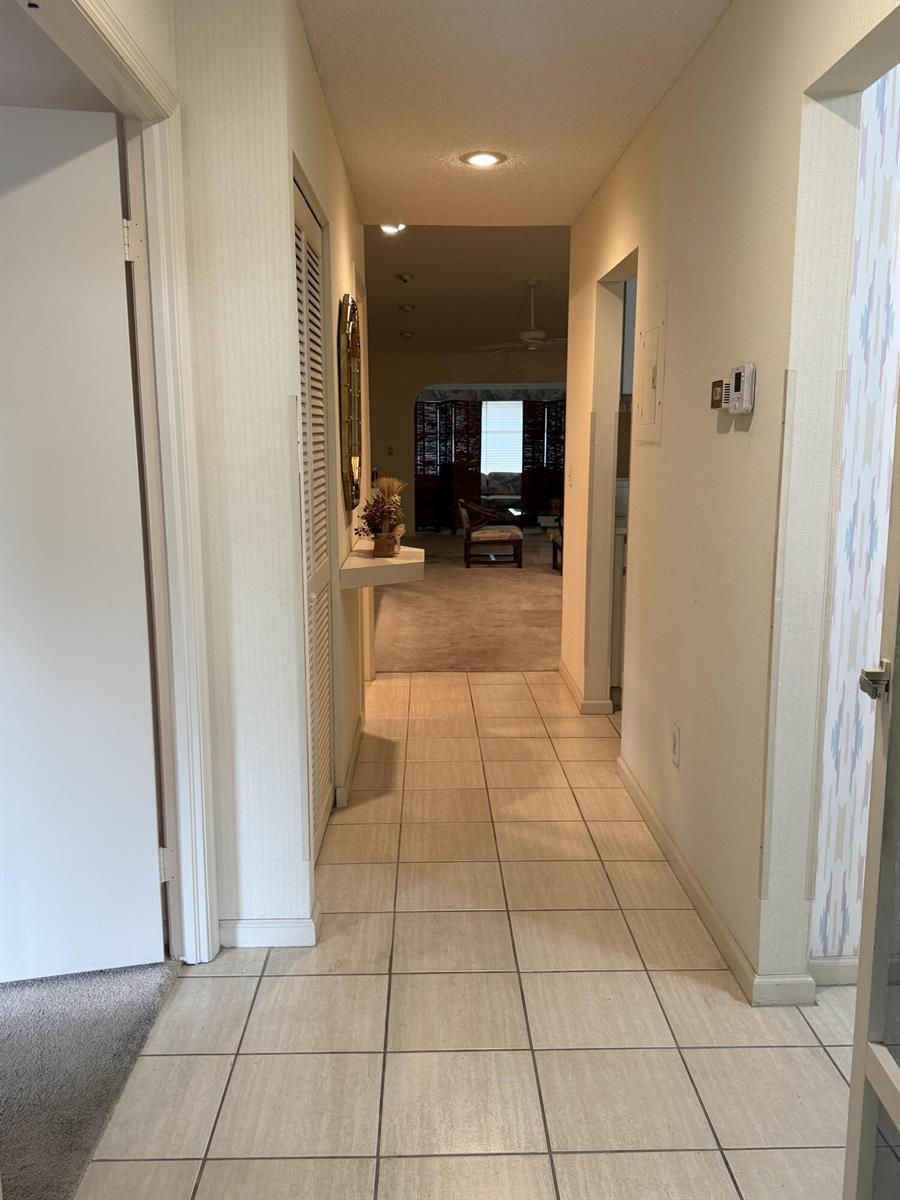 10107 Mangrove Drive, Boynton Beach FL 33437 photo 2