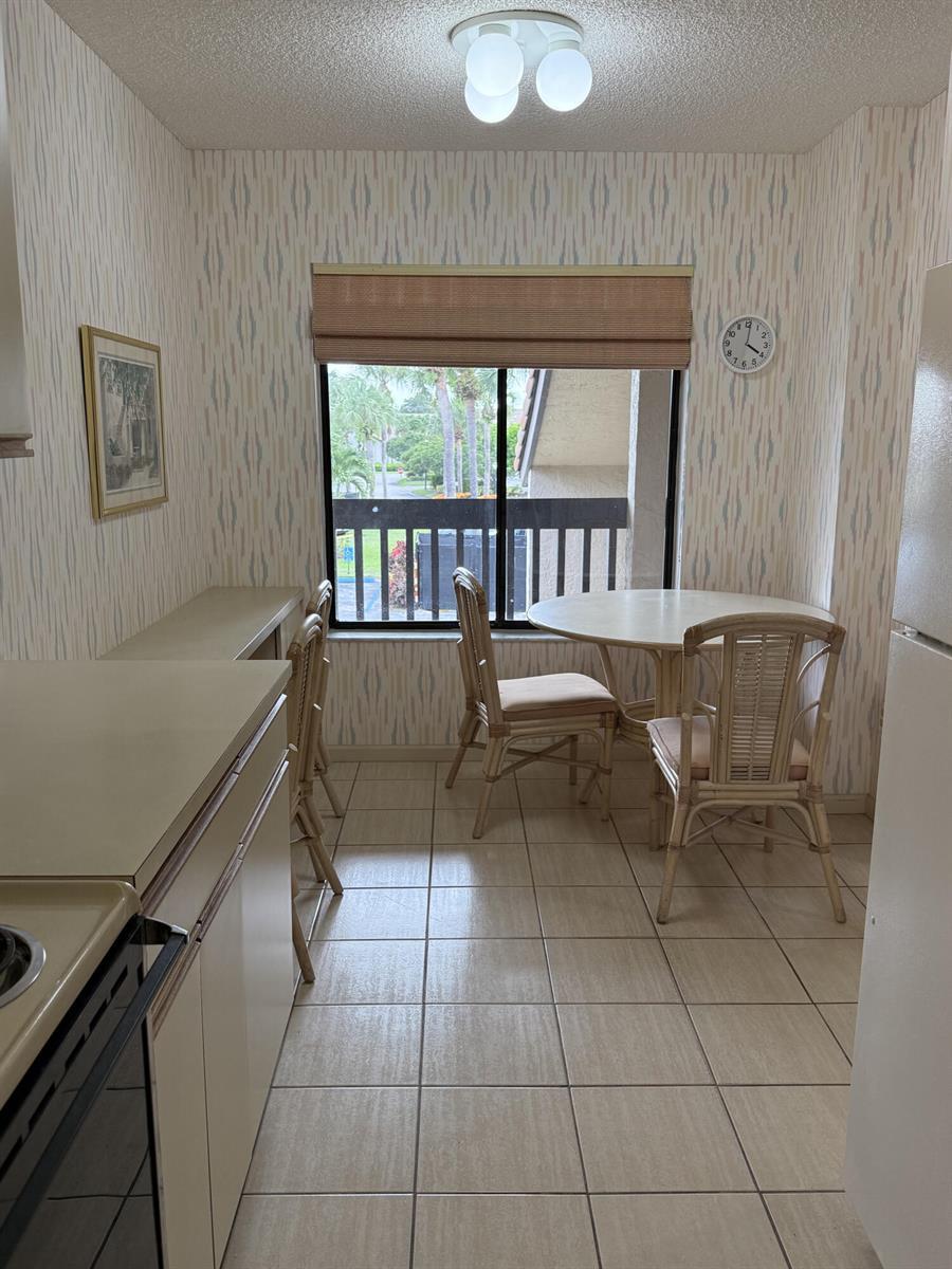 10107 Mangrove Drive, Boynton Beach FL 33437 photo 5