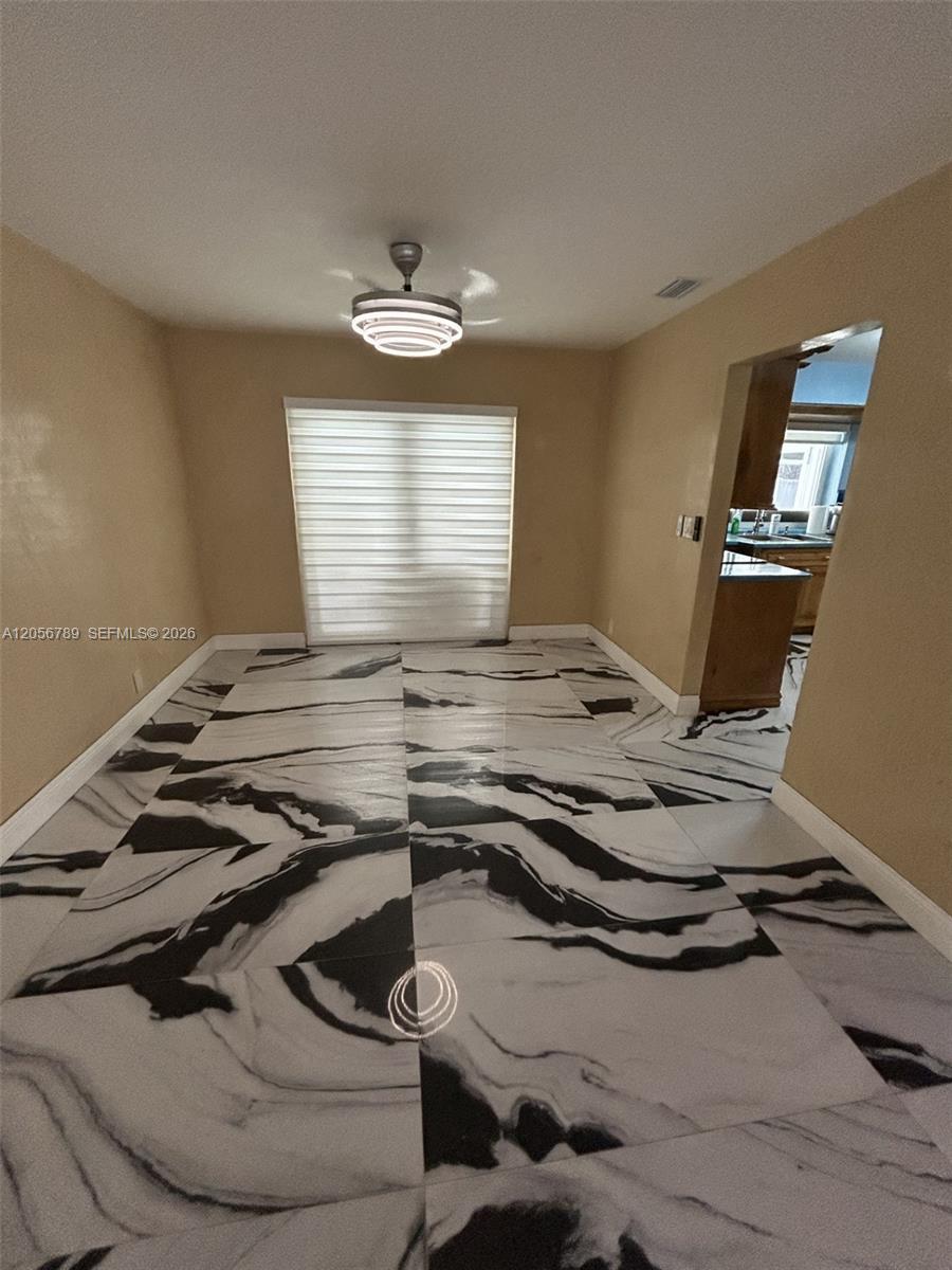 5240 SW 10th Ct, Plantation FL 33317 photo 5