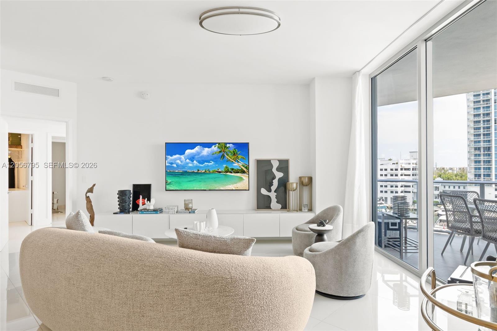 17111 Biscayne Blvd # 603, North Miami Beach FL 33160 photo 5