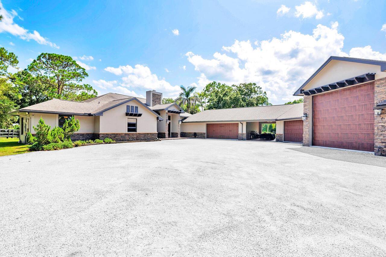 14590 CRAZY HORSE Lane, Palm Beach Gardens FL 33418 photo 2