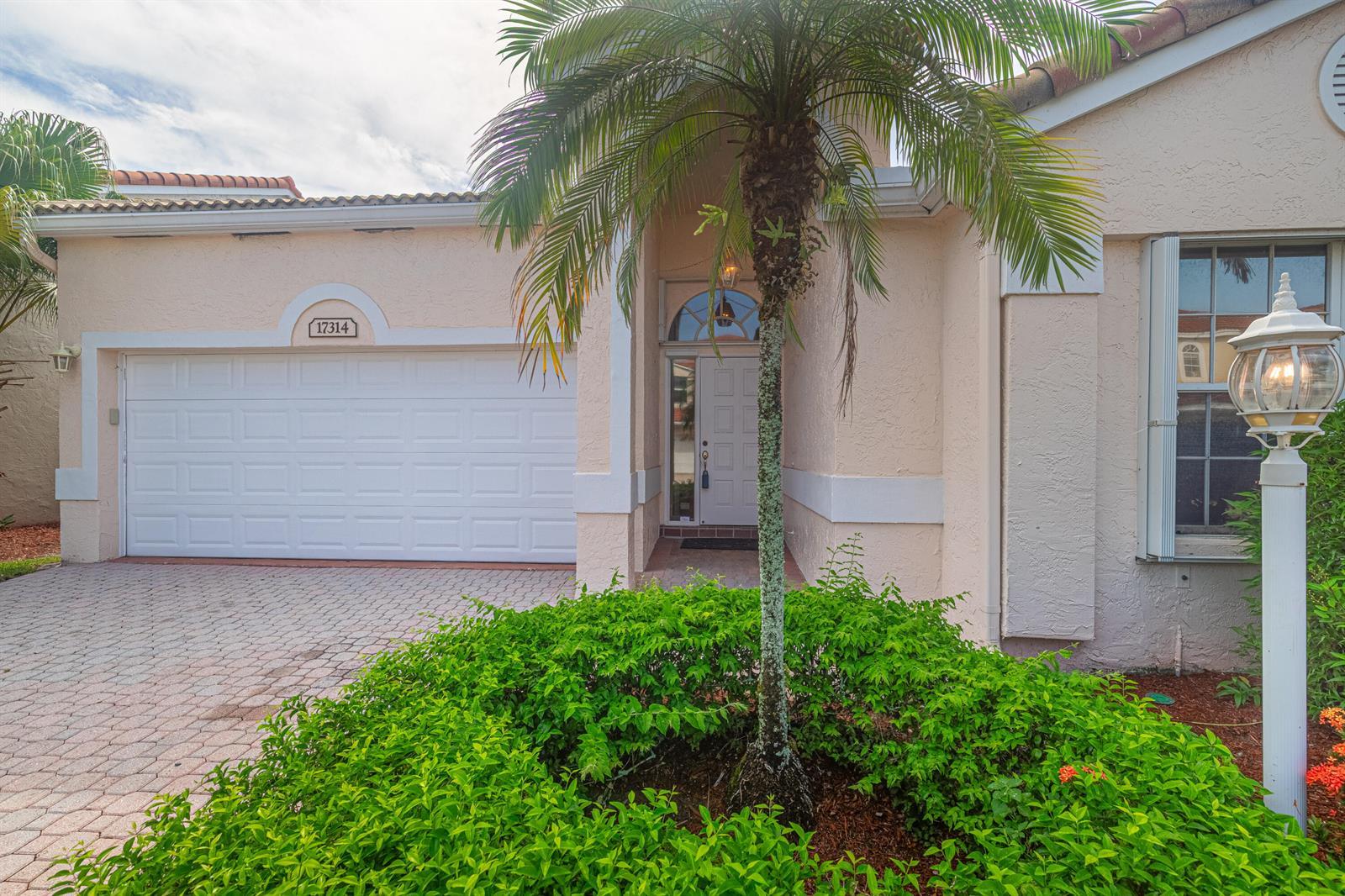 17314 Ventana Drive, Boca Raton FL 33487 photo 2