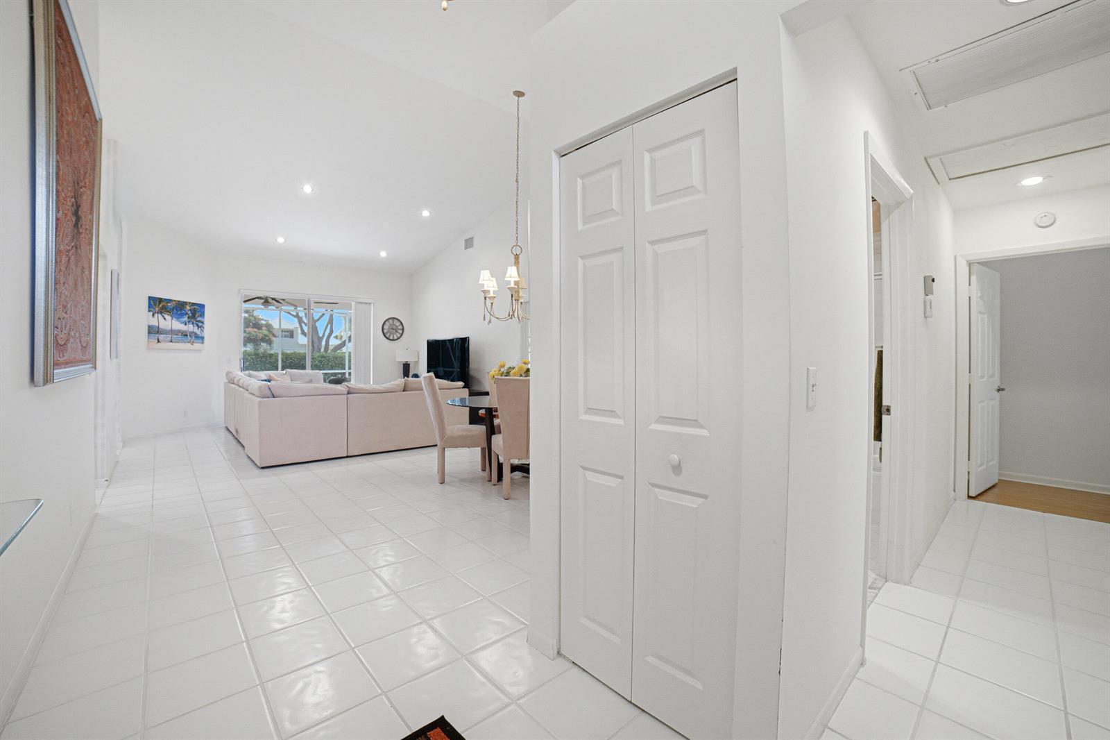17314 Ventana Drive, Boca Raton FL 33487 photo 3