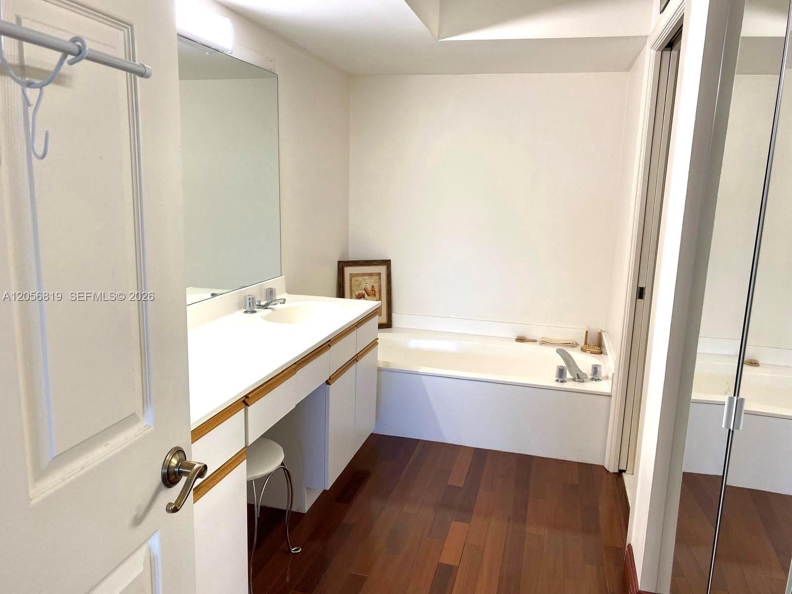 3530 Mystic Pointe Dr # 1208, Aventura FL 33180 photo 5