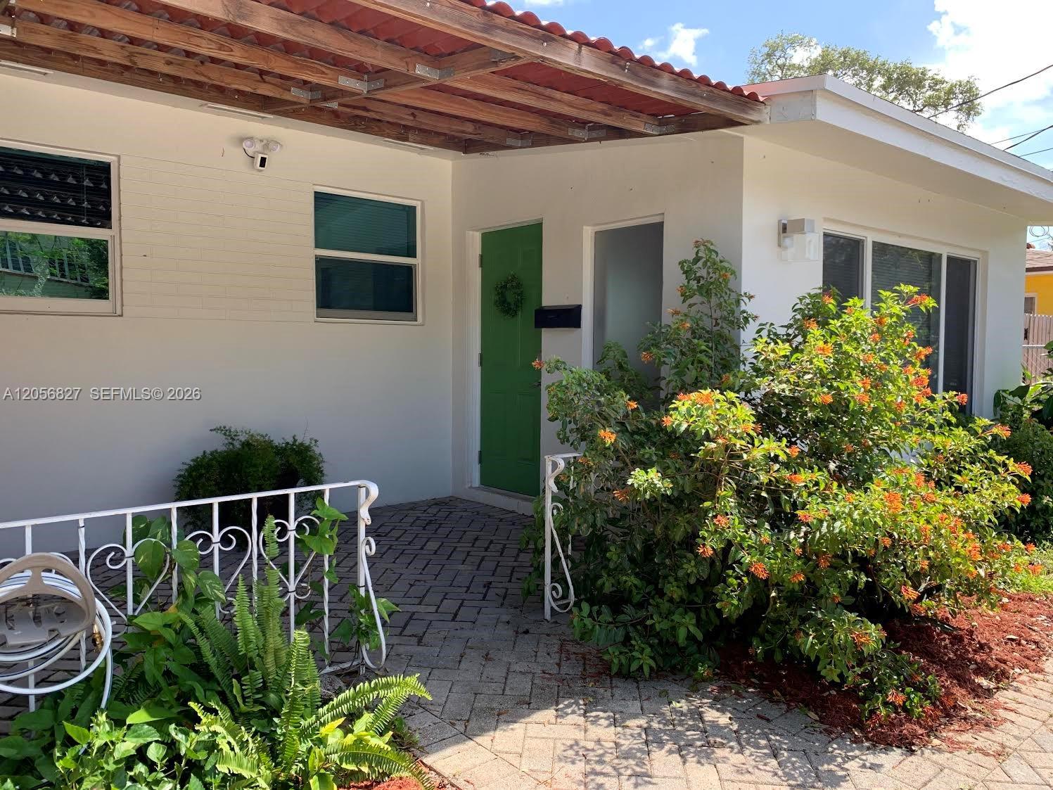 Hallandale Beach, FL 33009 photo 3