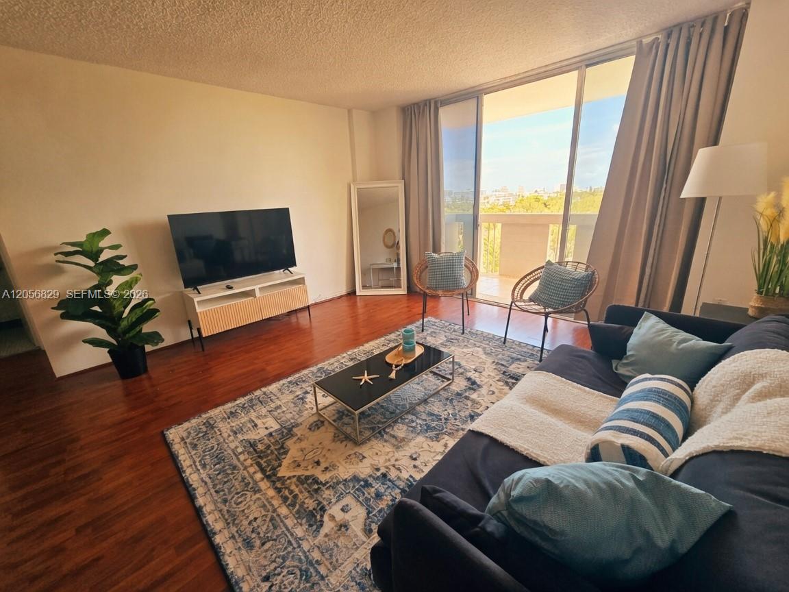 800 West Ave # 722, Miami Beach FL 33139 photo 4