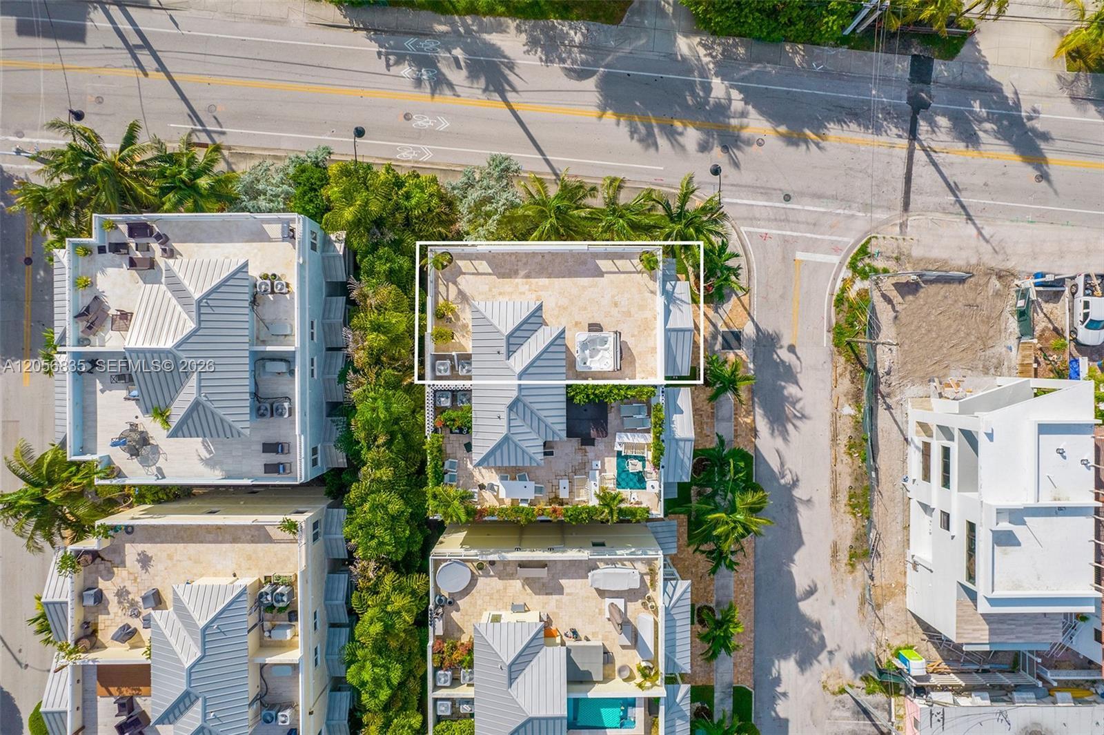 348 Elm St # 10, Hollywood FL 33019 photo 3