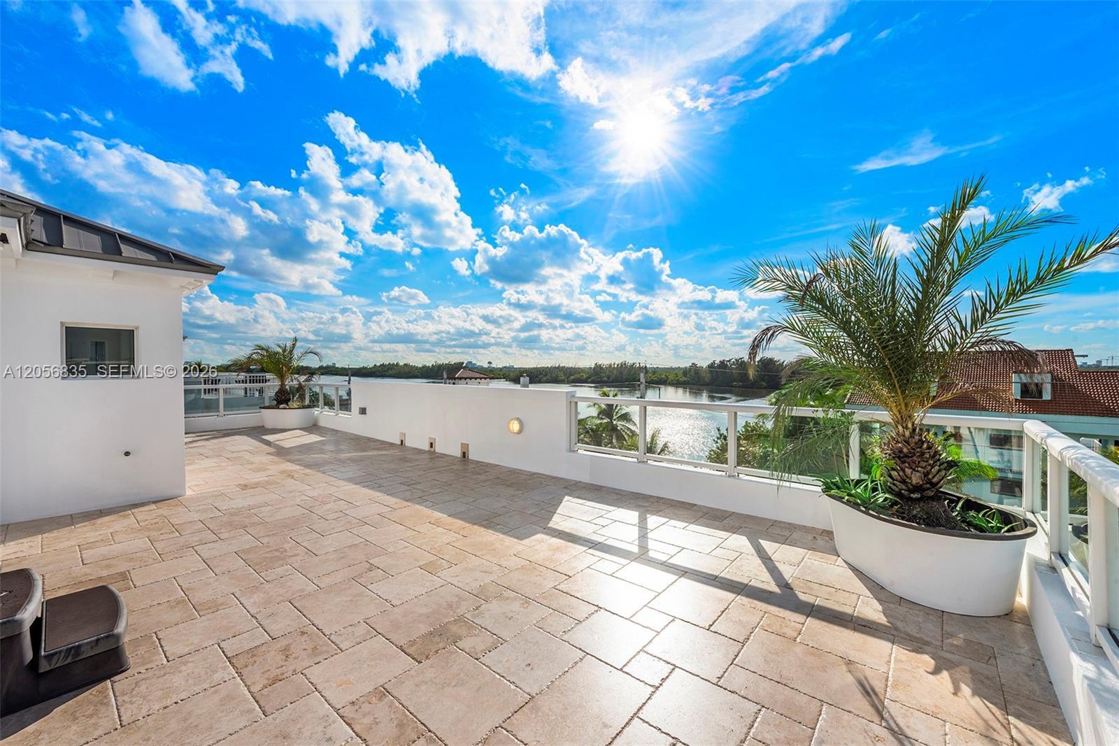 348 Elm St # 10, Hollywood FL 33019 photo 5