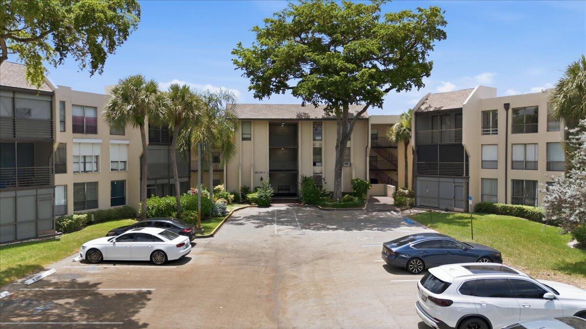 6301 N UNIVERSITY Drive # 206, Tamarac FL 33321 photo 2
