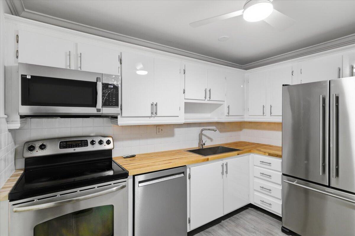 6301 N UNIVERSITY Drive # 206, Tamarac FL 33321