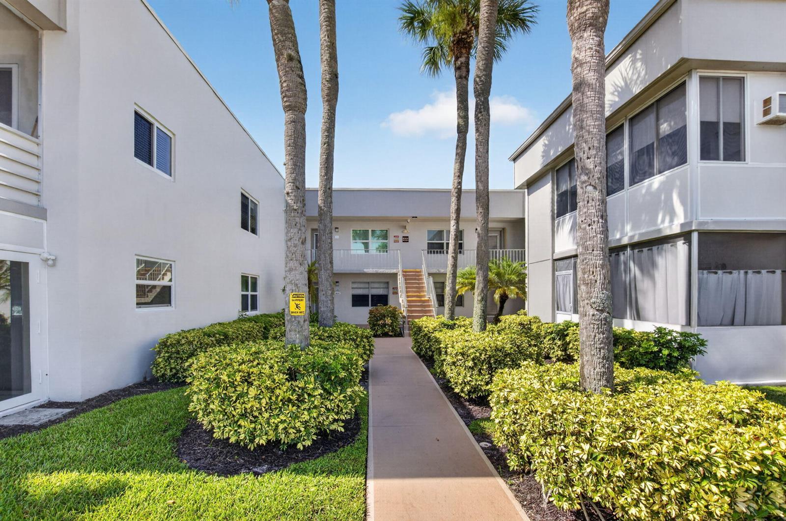 182 Normandy D # 182, Delray Beach FL 33484