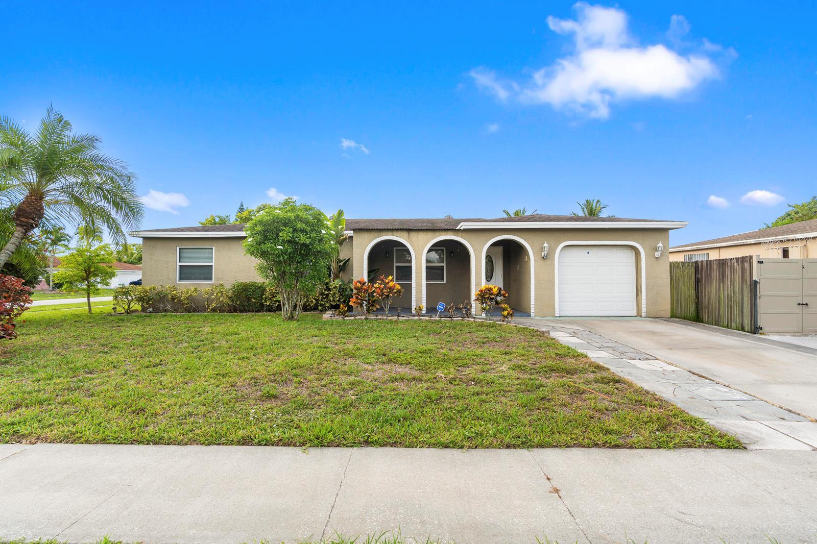 4784 Alfresco Street, Boca Raton FL 33428 photo 2