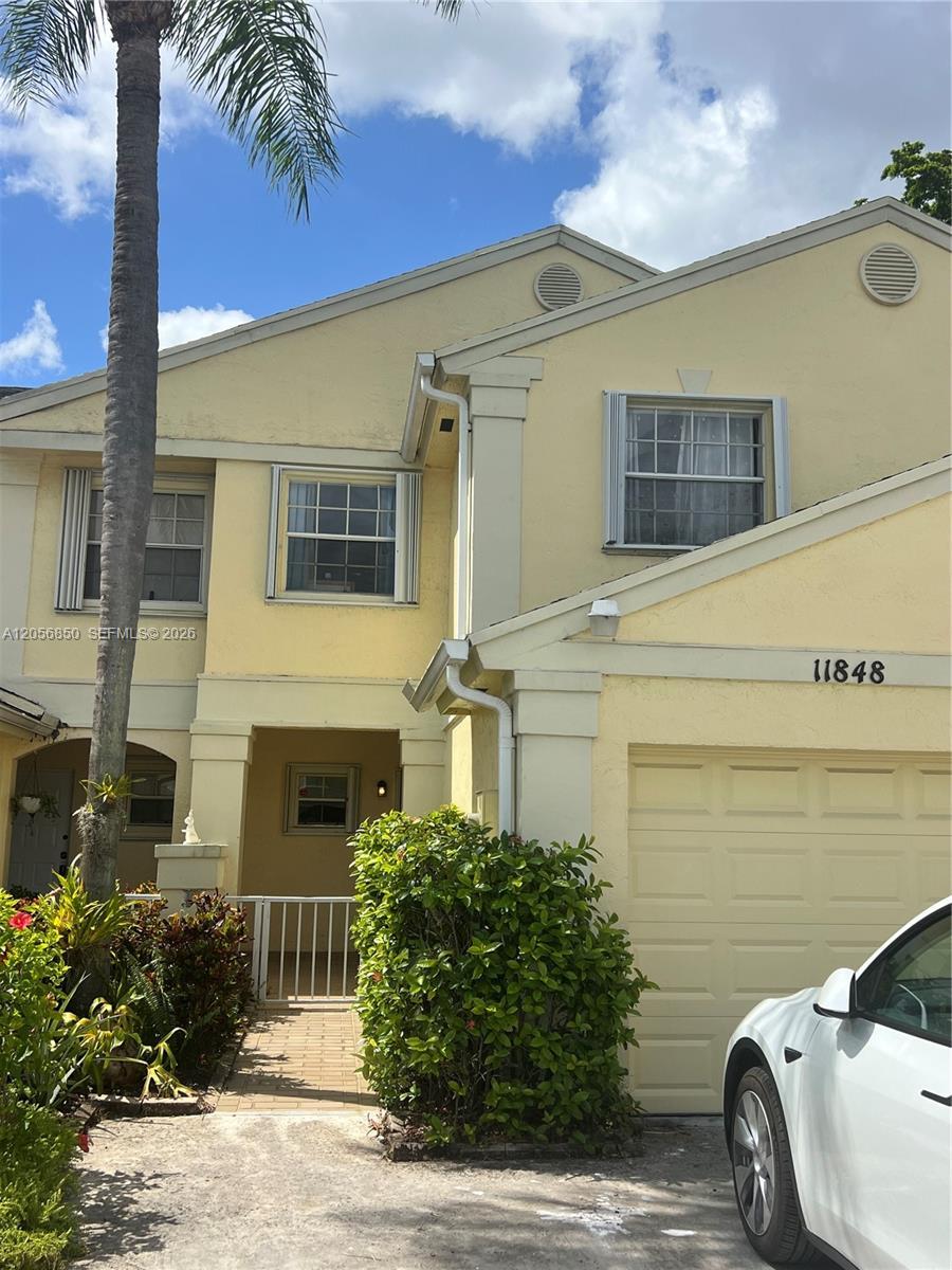 11848 SW 100th St, Miami FL 33186