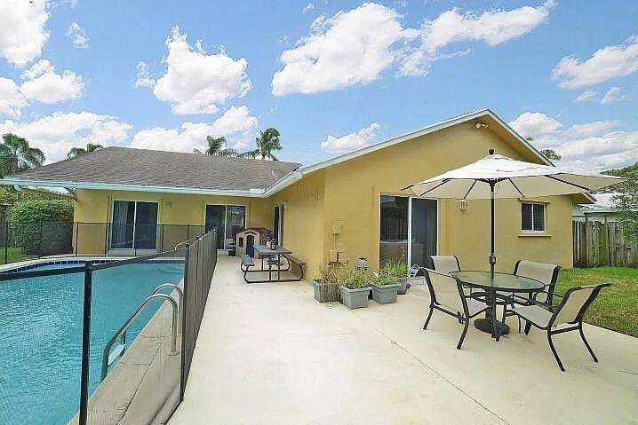 3306 NW 28TH Terrace, Boca Raton FL 33434 photo 2