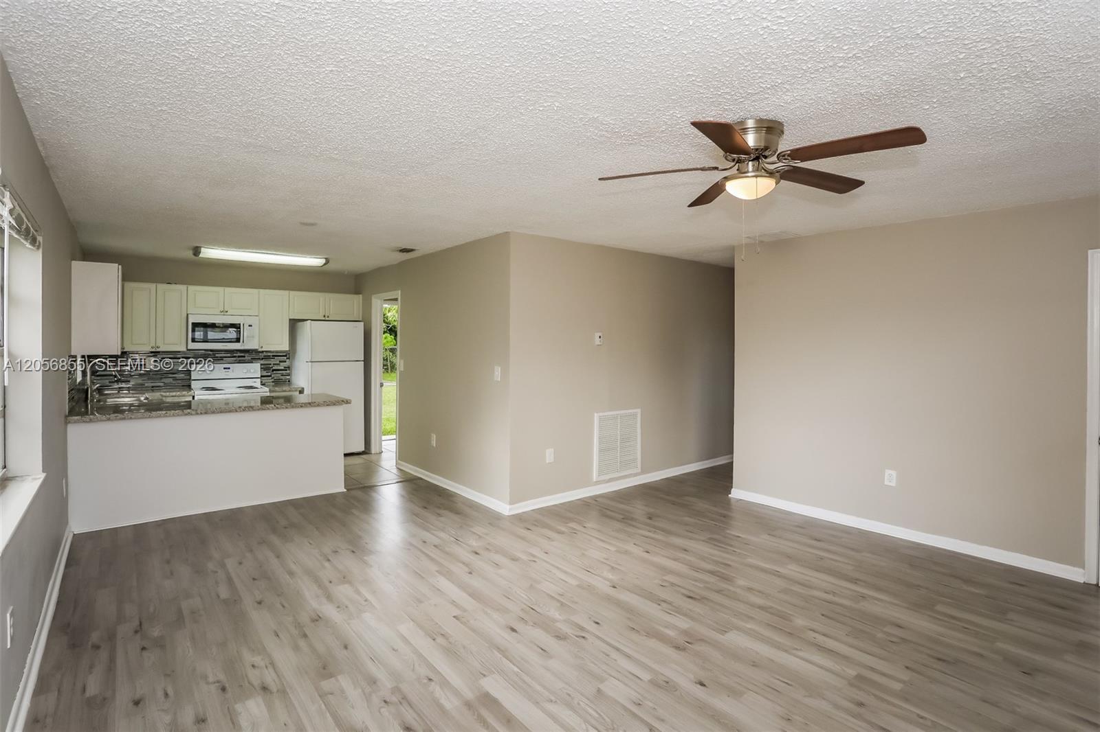 14971 SW 304th St, Homestead FL 33033 photo 3