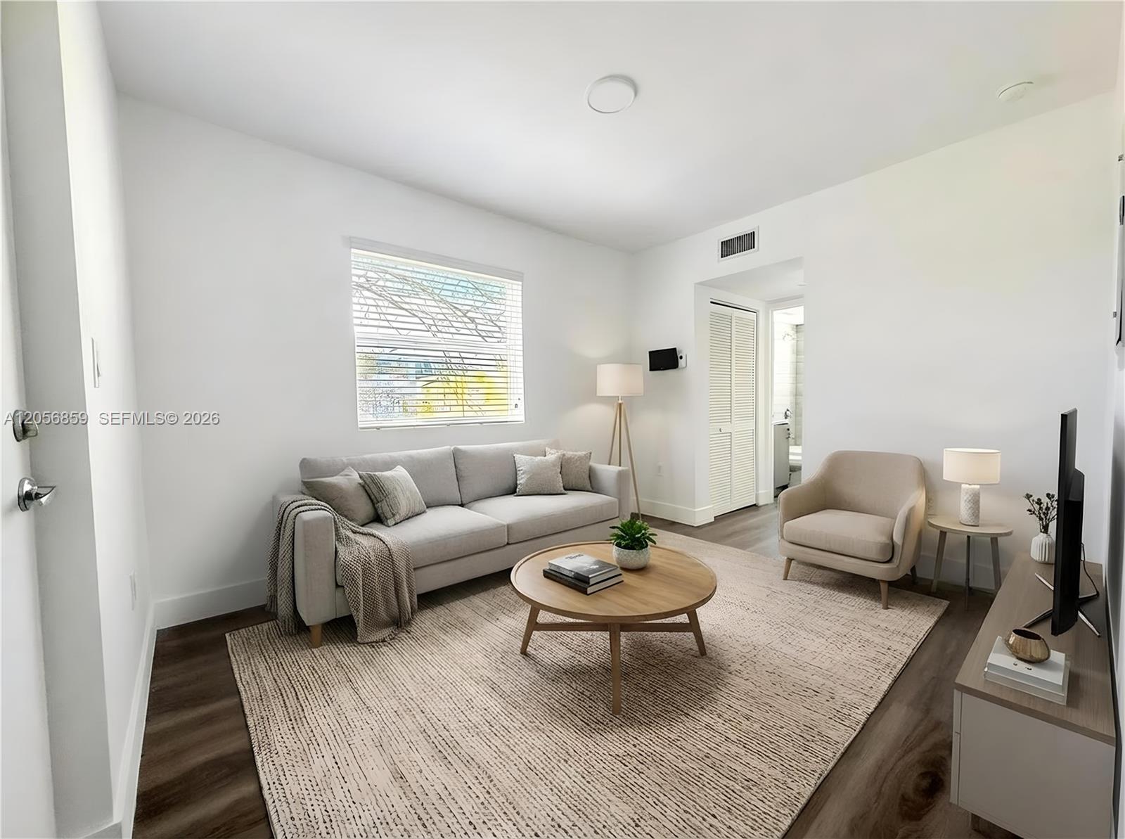 1710 NW 1st Ct # 3, Miami FL 33136 photo 3