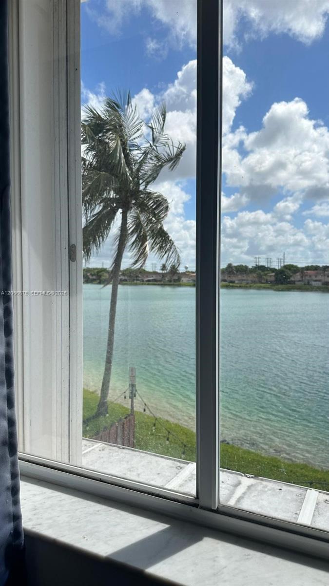 Miami, FL