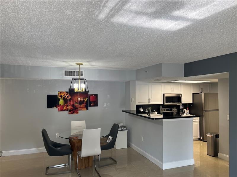 5051 WILES Road # 207, Coconut Creek FL 33073 photo 3