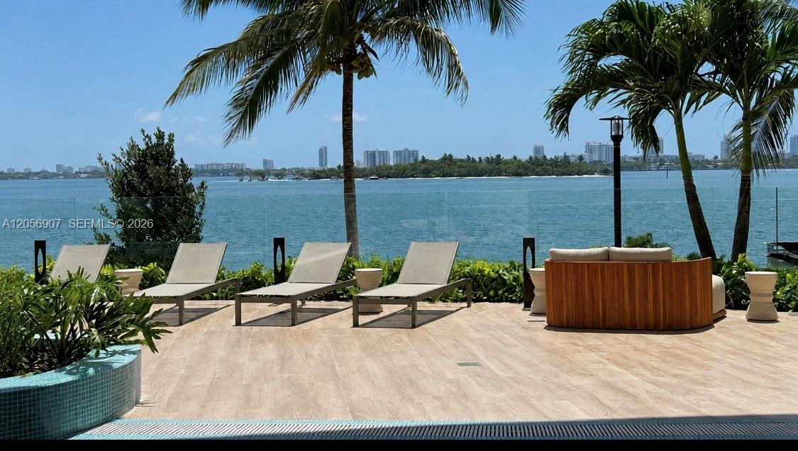 700 NE 24th St # 1202, Miami FL 33137 photo 4