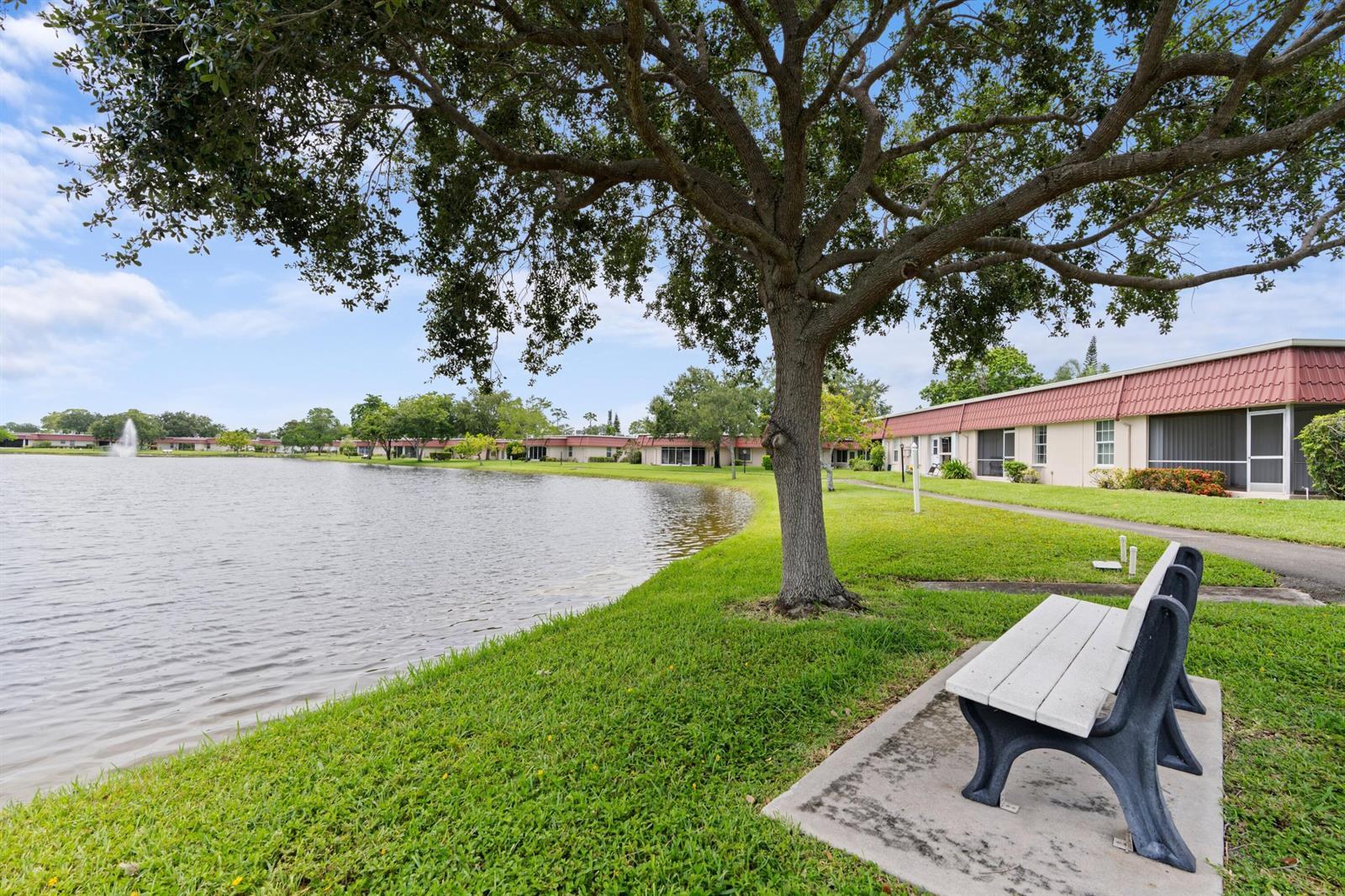 315 Cape Cod Circle # B, Lake Worth FL 33467 photo 2