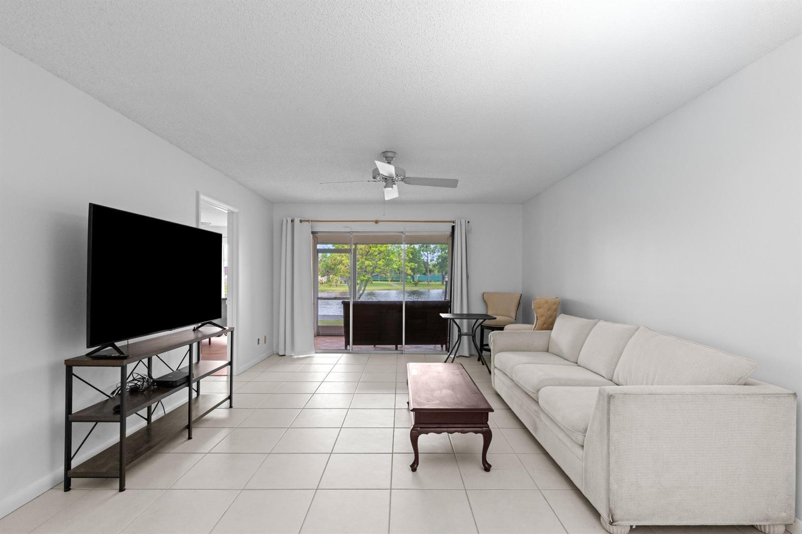 315 Cape Cod Circle # B, Lake Worth FL 33467 photo 4
