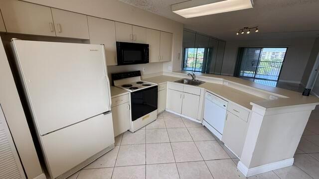 2334 S Cypress Bend Drive # 802, Pompano Beach FL 33069 photo 4