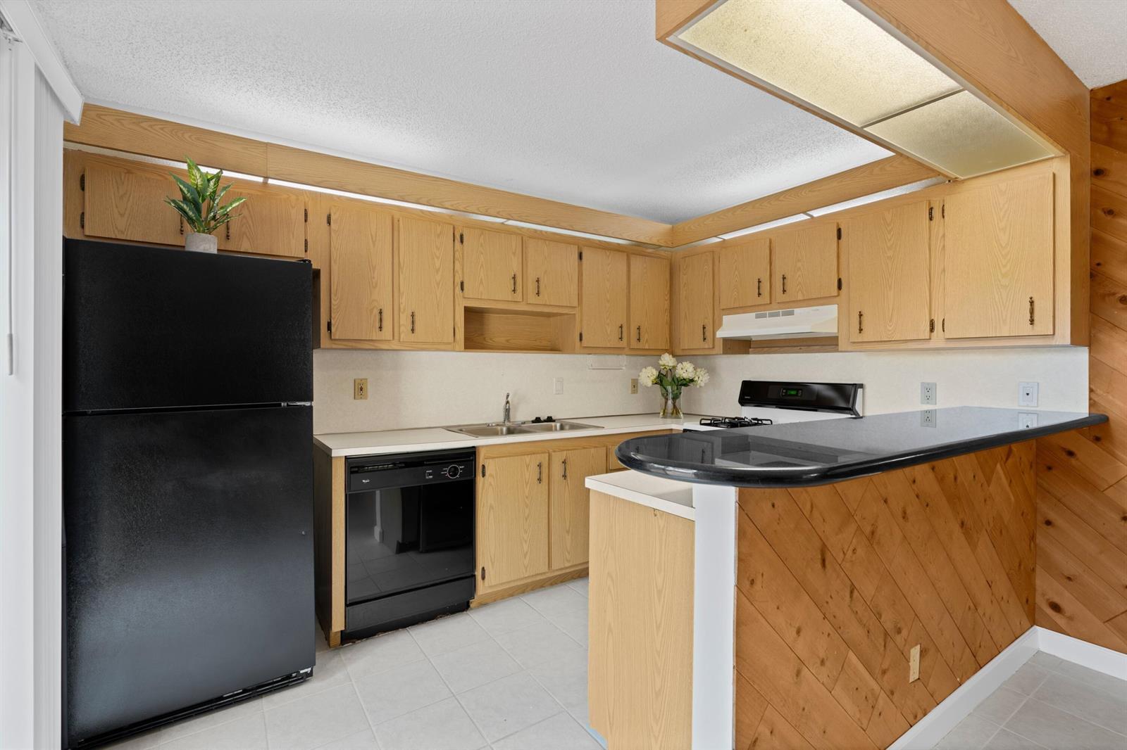 2327 Waterside Drive, Lake Worth FL 33461 photo 4