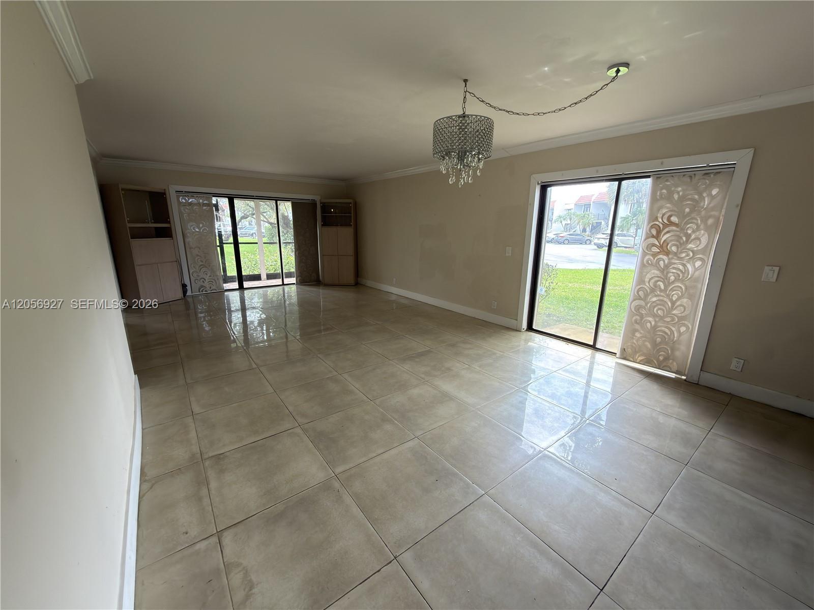 320 Racquet Club Rd # 104, Weston FL 33326 photo 4