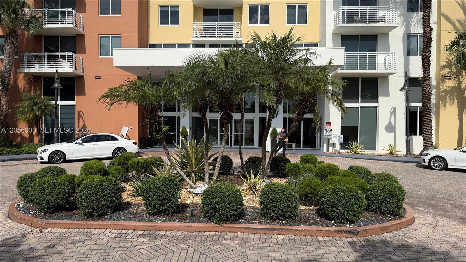 2775 NE 187th St # 316, Aventura FL 33180 photo 2