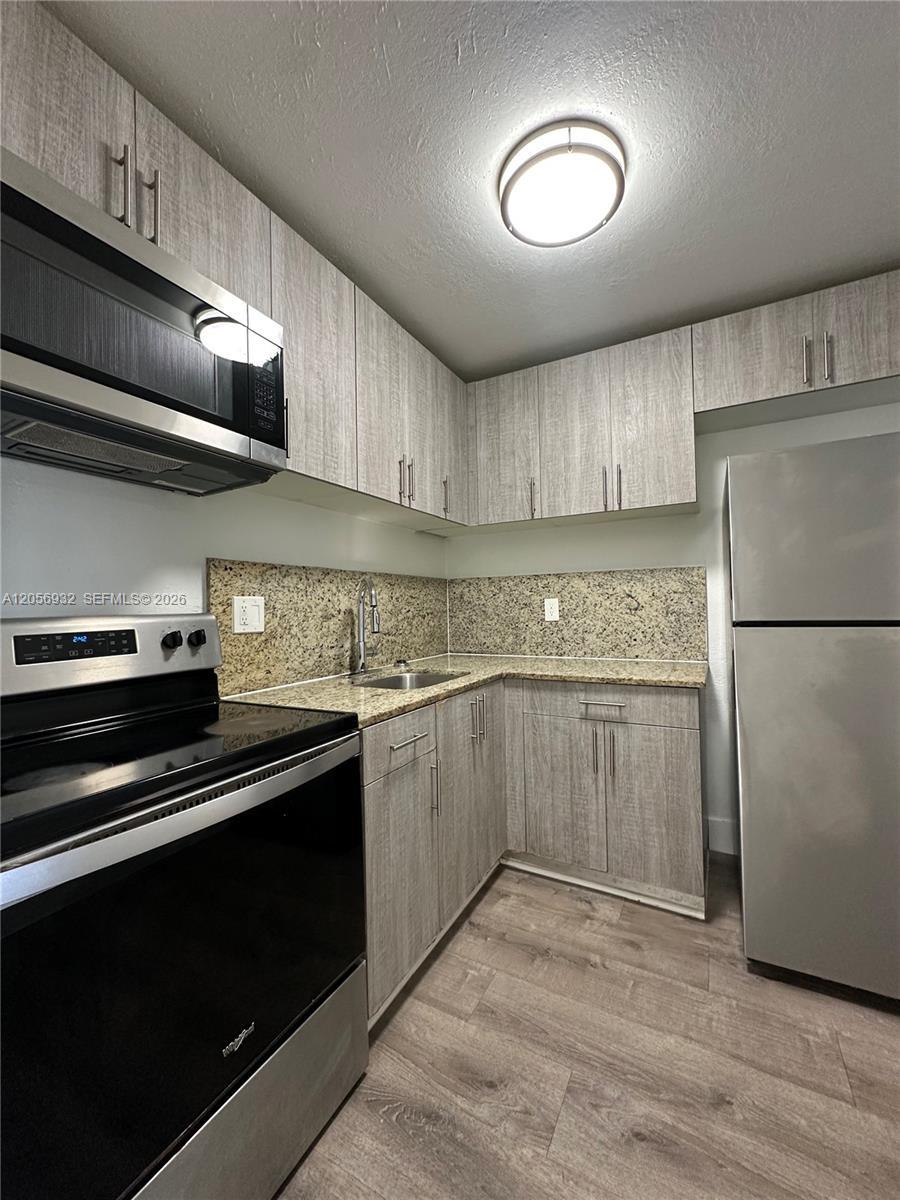 2843 Fillmore St # 106, Hollywood FL 33020 photo 3