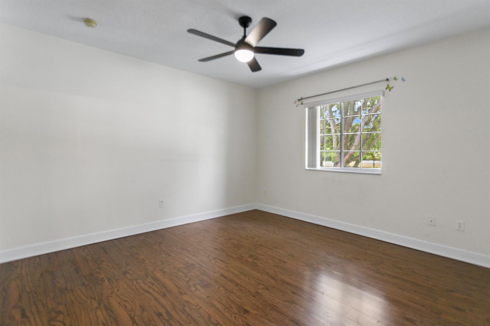 1216 NW 100TH Avenue, Pembroke Pines FL 33024 photo 3