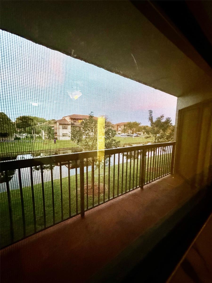 9945 Nob Hill Ct # 9945, Sunrise FL 33351 photo 3