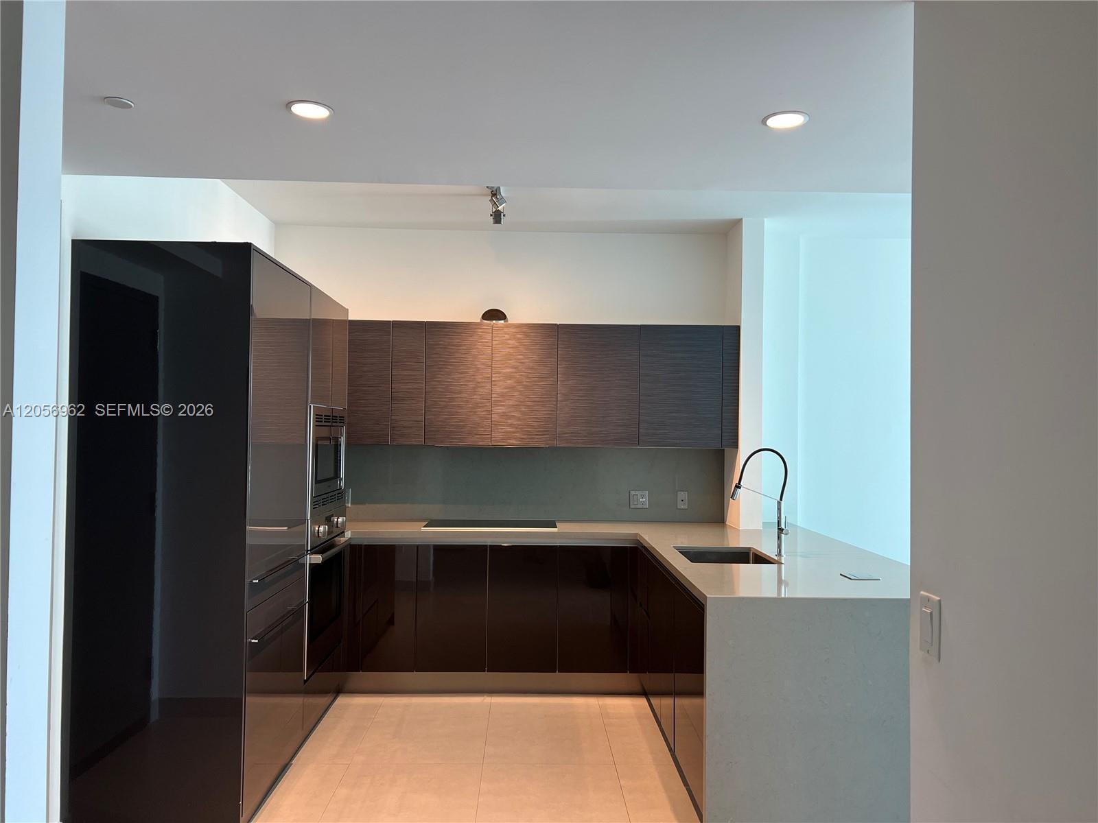 1080 Brickell Ave # 3307, Miami FL 33131